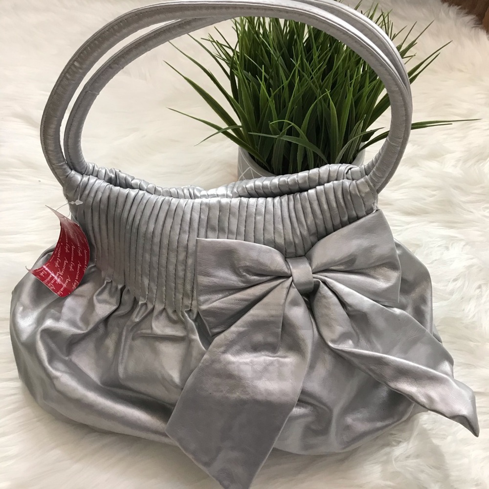 Silver hobo bag with bow
